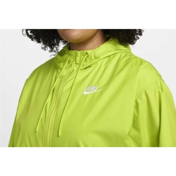 👋🎯NWT Nike Essential Repel Woven Jacket Green Size 2X - Picture 2 of 12
